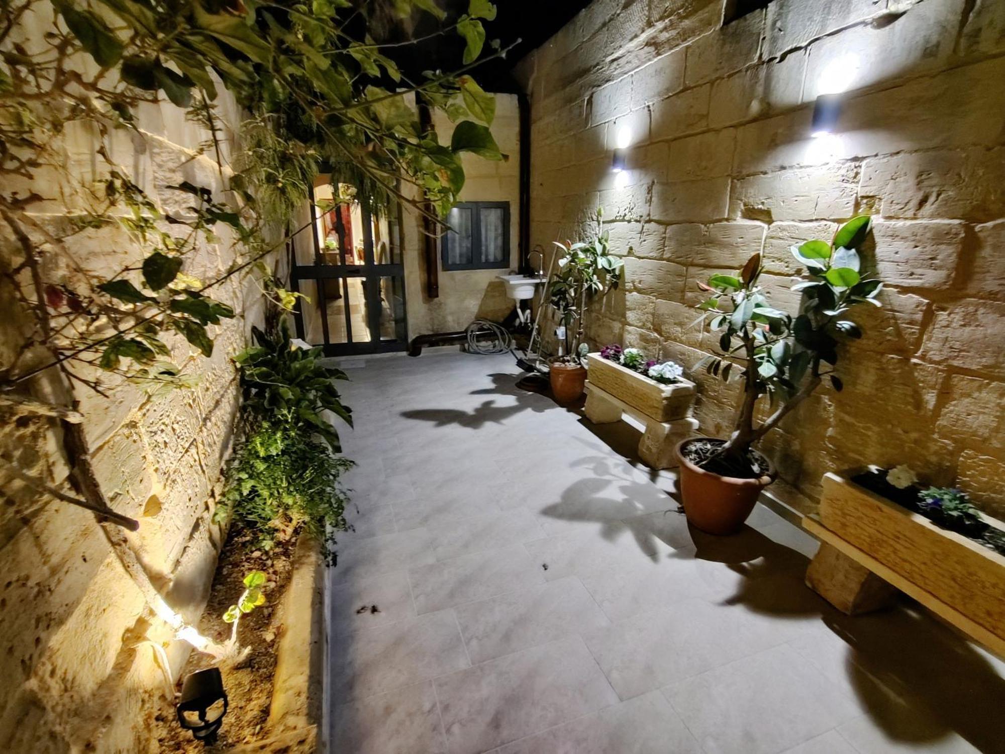 Peaceful Traditional Maltese Townhouse ルア エクステリア 写真